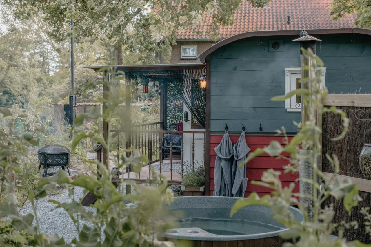 Pipowagen De Zwerveling Aan Zee Villa Осткапеле Екстериор снимка